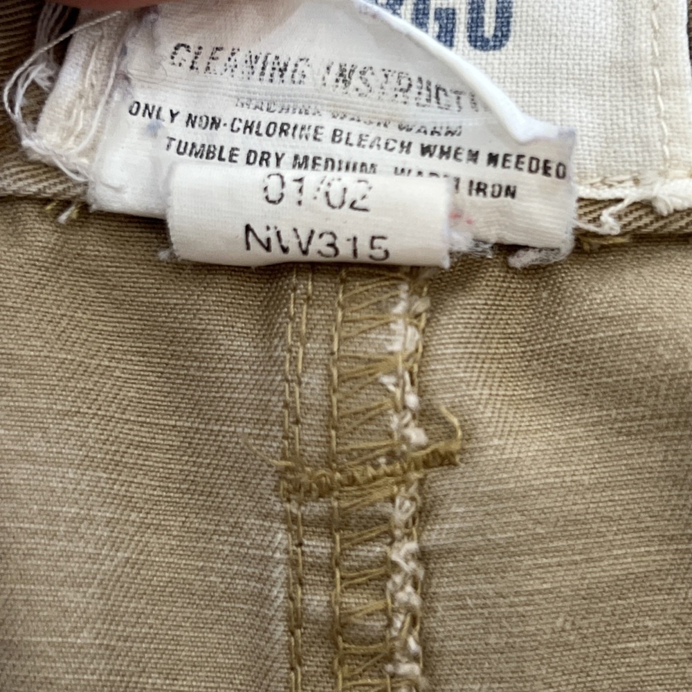 Vintage GAP Standard Cargo Shorts Mens Size 34 Khaki Pockets Y2K - Picture 13 of 16